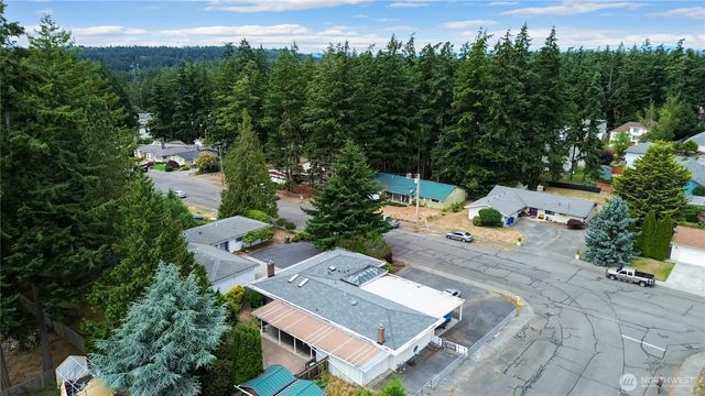 1781 NE 11th Avenue, Oak Harbor, WA 98277