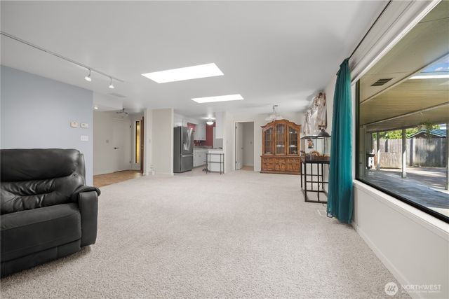 1781 NE 11th Avenue, Oak Harbor, WA 98277