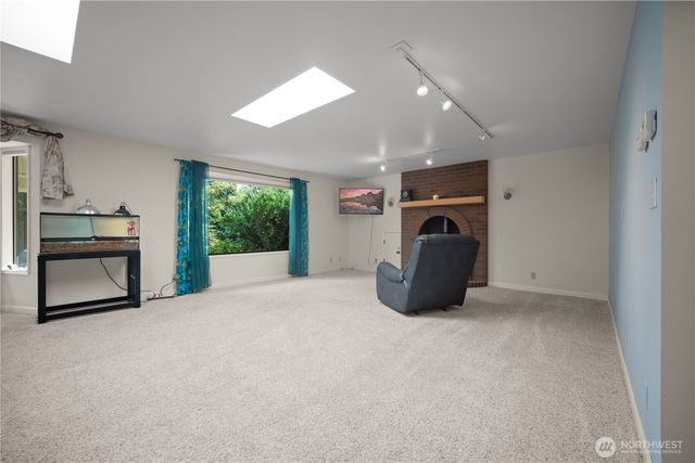 1781 NE 11th Avenue, Oak Harbor, WA 98277