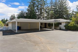 1781 NE 11th Avenue, Oak Harbor, WA 98277
