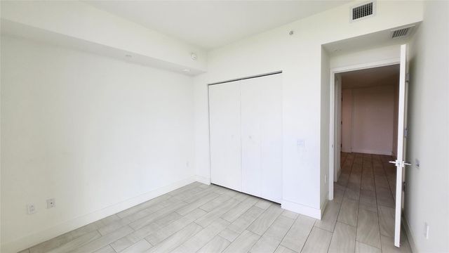 2000 Metropica Way 1501, Sunrise, FL 33323