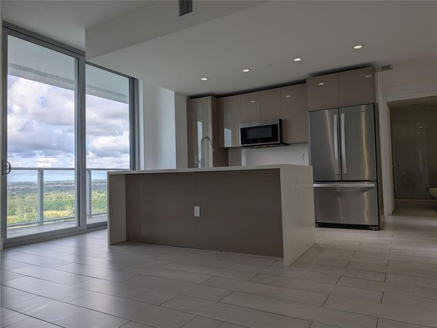 2000 Metropica Way 1501, Sunrise, FL 33323