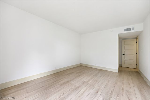 750 South Royal Crest Circle 344, Las Vegas, NV 89169