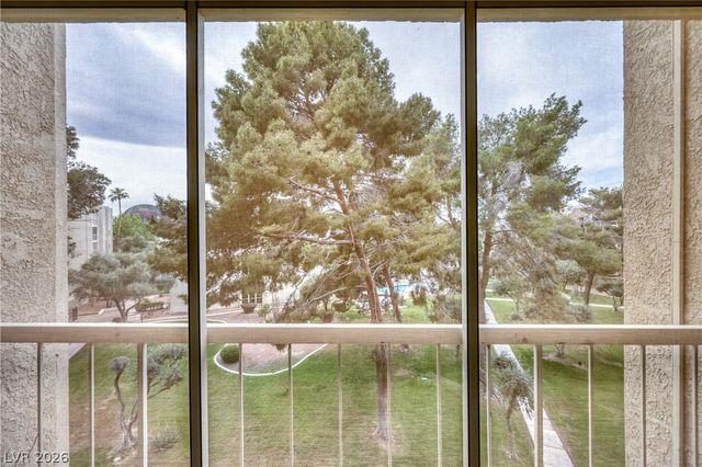 750 South Royal Crest Circle 344, Las Vegas, NV 89169