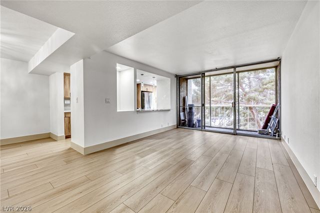 750 South Royal Crest Circle 344, Las Vegas, NV 89169