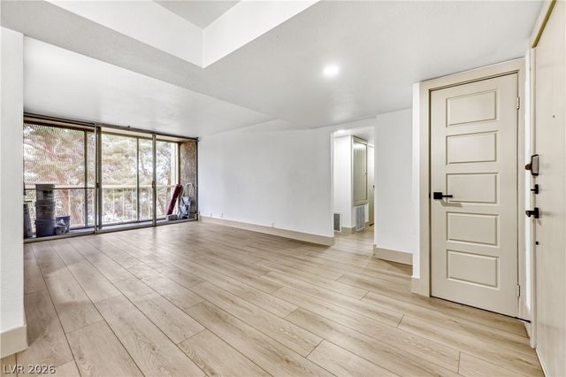 750 South Royal Crest Circle 344, Las Vegas, NV 89169