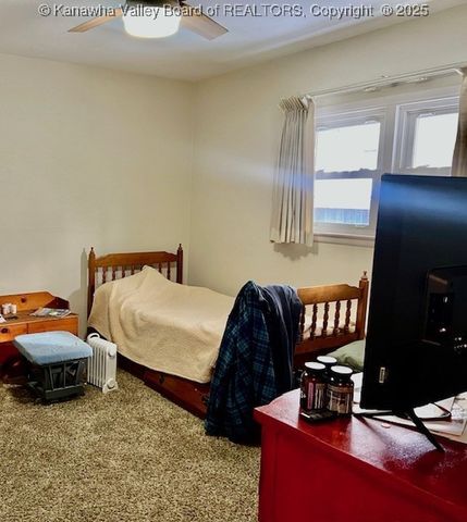 2301 Lincoln Avenue, St Albans, WV 25177