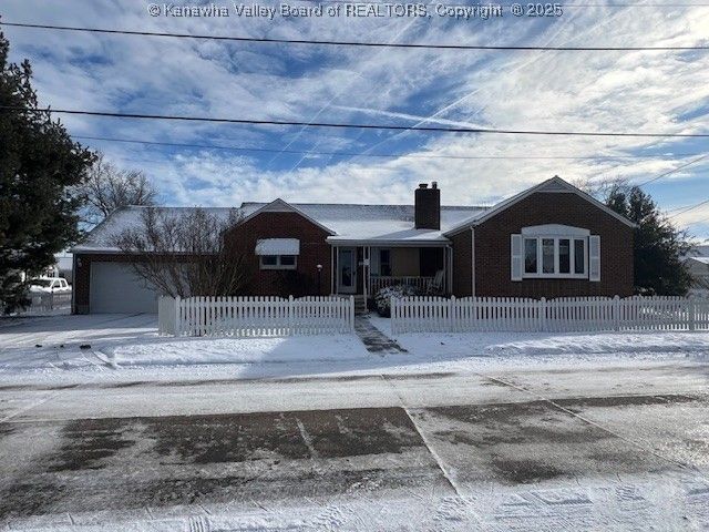 2301 Lincoln Avenue, St Albans, WV 25177