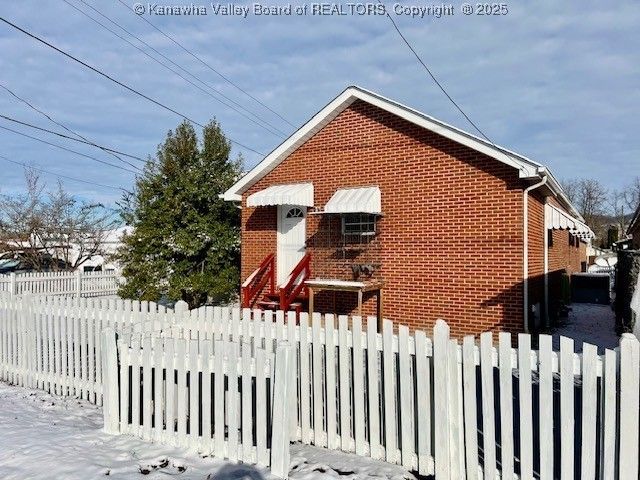 2301 Lincoln Avenue, St Albans, WV 25177