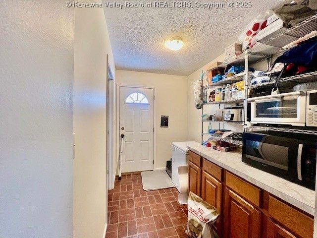 2301 Lincoln Avenue, St Albans, WV 25177