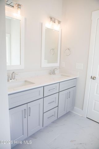 115 Brisbayne Circle, La Grange, NC 28551