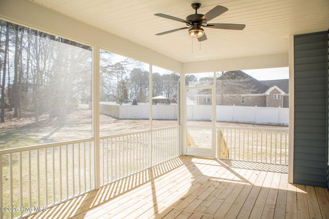 115 Brisbayne Circle, La Grange, NC 28551