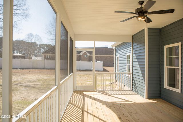 115 Brisbayne Circle, La Grange, NC 28551