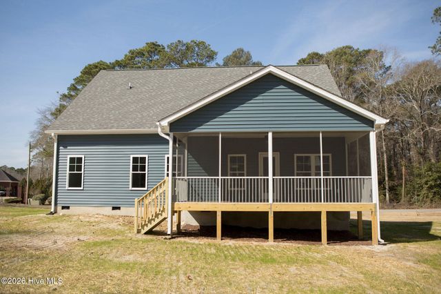 115 Brisbayne Circle, La Grange, NC 28551