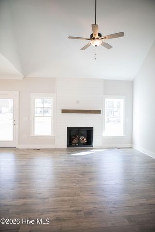 115 Brisbayne Circle, La Grange, NC 28551