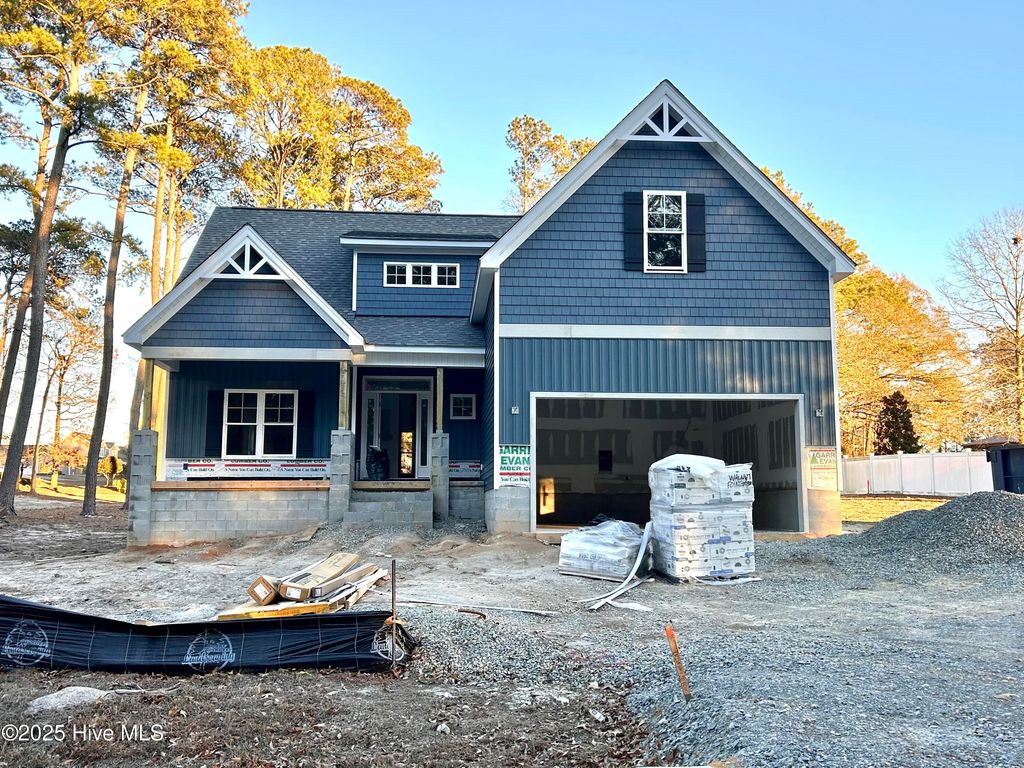 115 Brisbayne Circle, La Grange, NC 28551