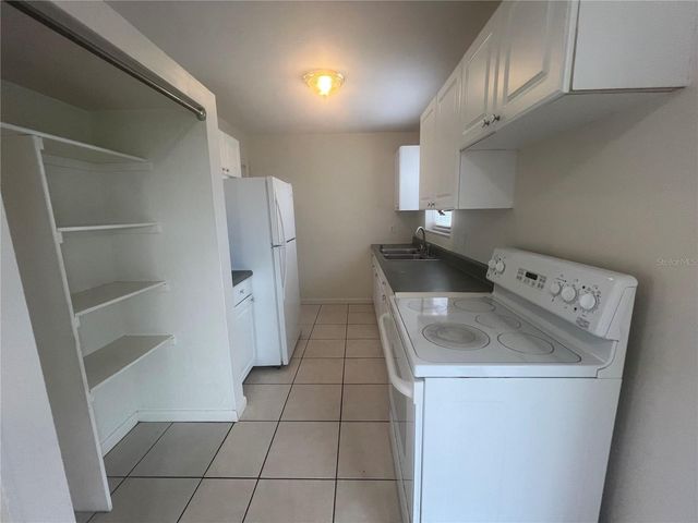 21323 MEEHAN AVENUE, Port Charlotte, FL 33952