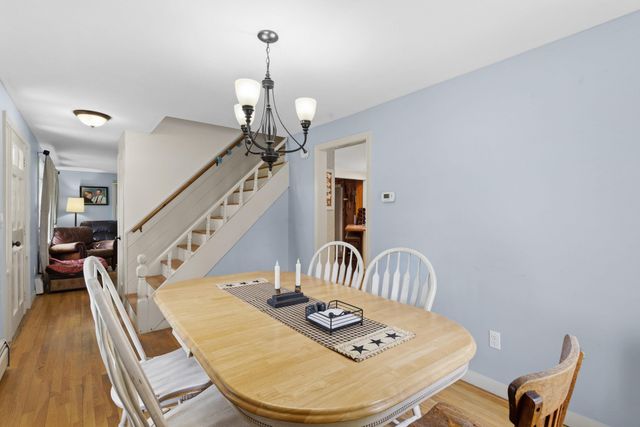13 William Circle, Stratham, NH 03885