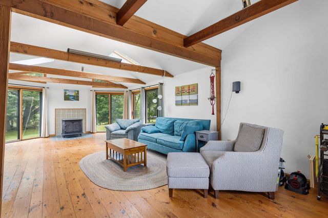 13 William Circle, Stratham, NH 03885