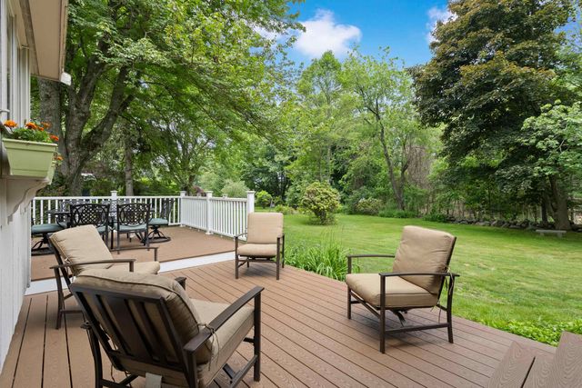 13 William Circle, Stratham, NH 03885