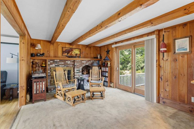 13 William Circle, Stratham, NH 03885