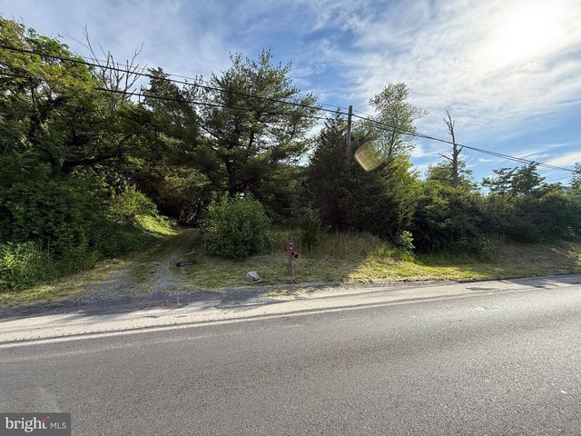6621 W PERKIOMEN AVE, Birdsboro, PA 19508