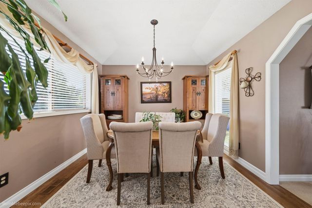 215 W Elcliff Ave, Spokane, WA 99218