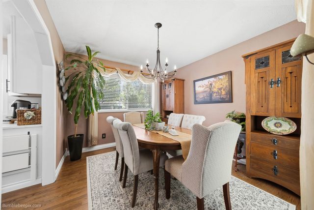 215 W Elcliff Ave, Spokane, WA 99218