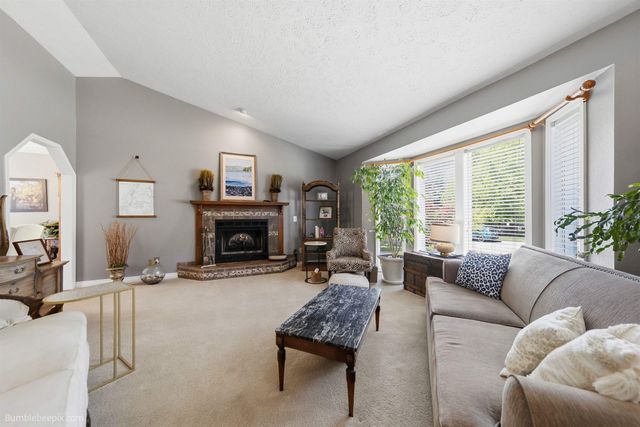 215 W Elcliff Ave, Spokane, WA 99218