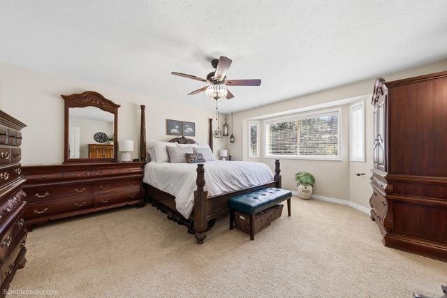 215 W Elcliff Ave, Spokane, WA 99218