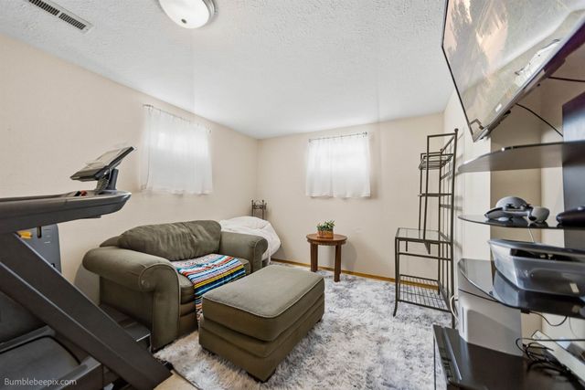 215 W Elcliff Ave, Spokane, WA 99218