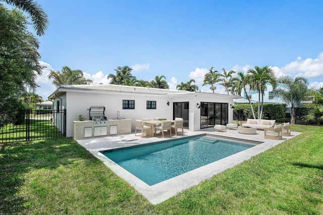 115 Bonnie Briar Lane, Delray Beach, FL 33444