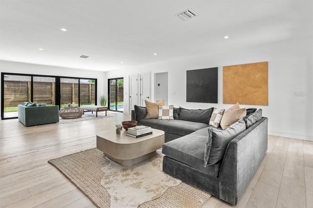 115 Bonnie Briar Lane, Delray Beach, FL 33444