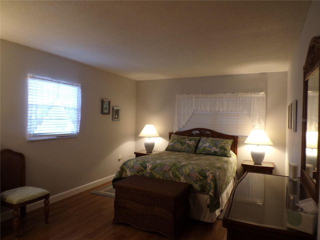 608 PARK CIRCLE, Bradenton, FL 34207