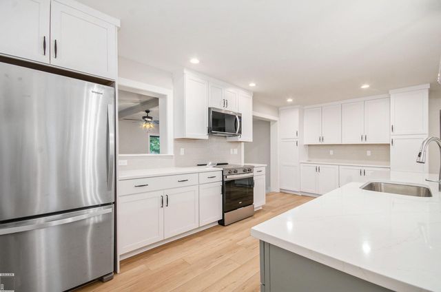 65589 Mound Road, Washington Twp, MI 48095