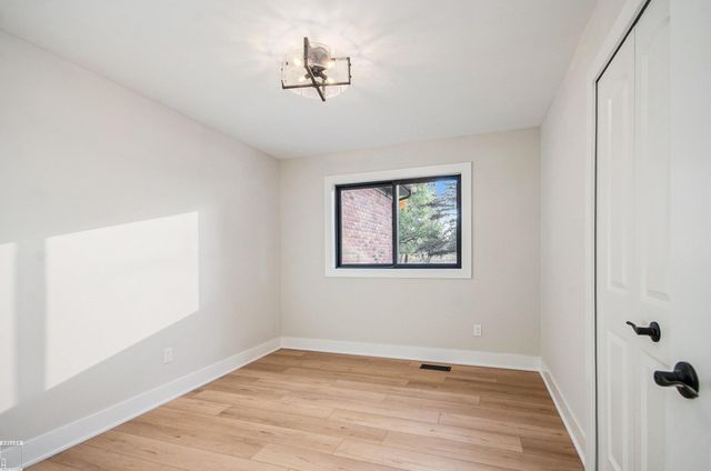 65589 Mound Road, Washington Twp, MI 48095