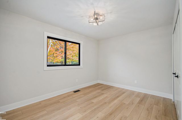 65589 Mound Road, Washington Twp, MI 48095