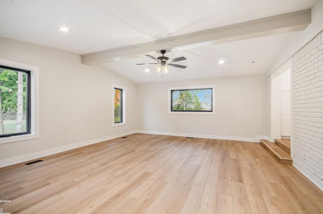 65589 Mound Road, Washington Twp, MI 48095