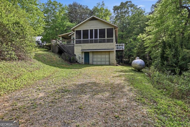 592 Potomac Drive, Tiger, GA 30576