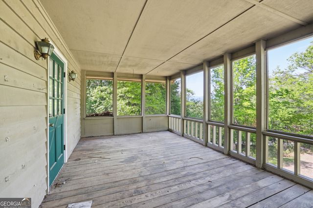 592 Potomac Drive, Tiger, GA 30576