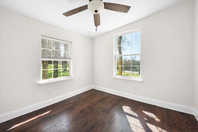 508 Lois Circle, Granbury, TX 76049