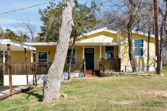 508 Lois Circle, Granbury, TX 76049