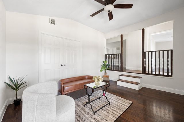 508 Lois Circle, Granbury, TX 76049