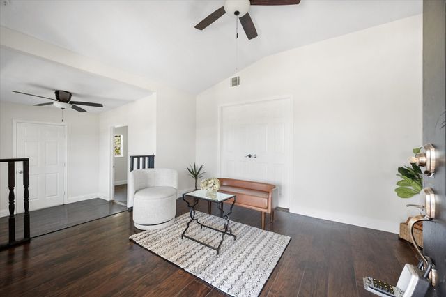 508 Lois Circle, Granbury, TX 76049