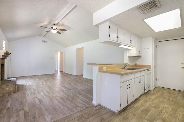 2106 Westlake Way, Houston, TX 77084