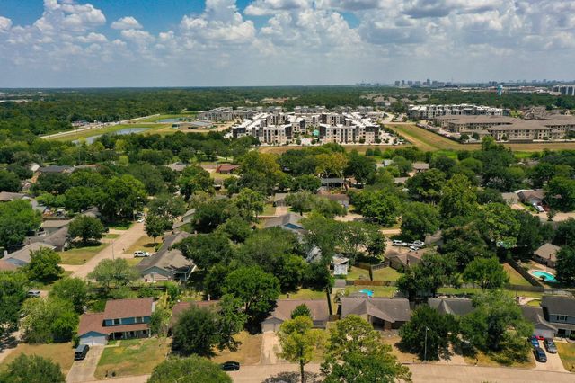 2106 Westlake Way, Houston, TX 77084