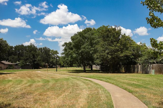 2106 Westlake Way, Houston, TX 77084