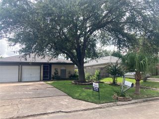 1623 Canary Circle, League City, TX 77573