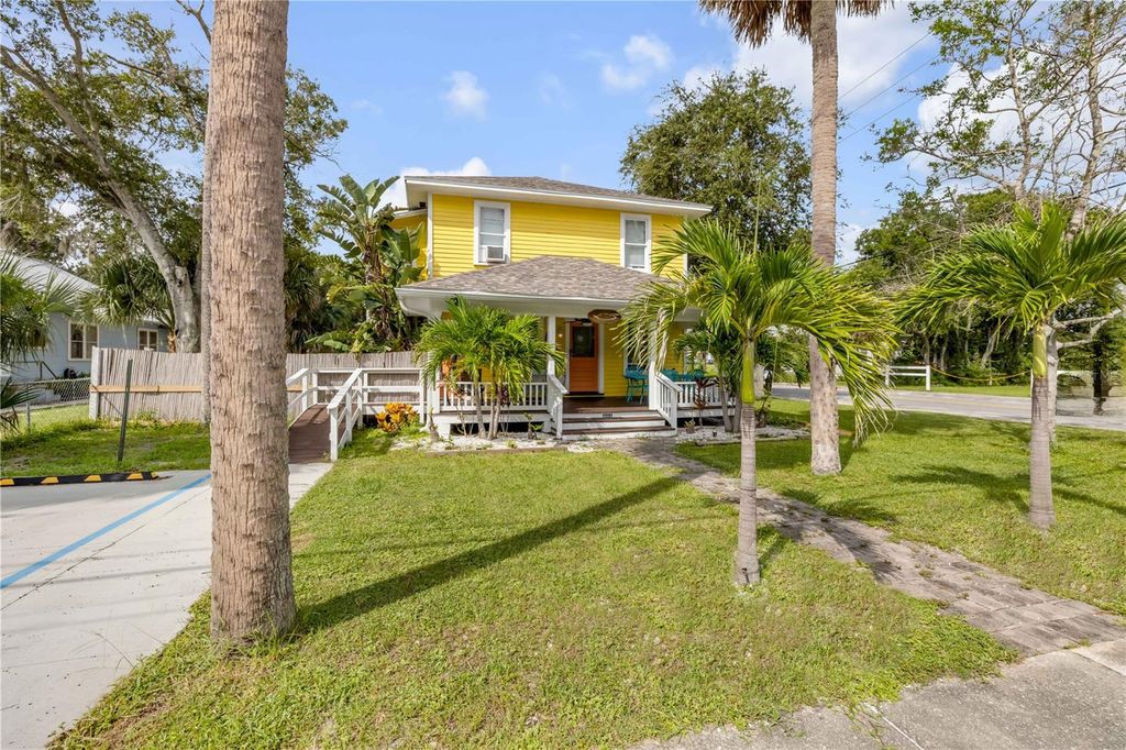 Image 3 of property listing at 200 LIVE OAK STREET, New Smyrna Beach, FL 32168