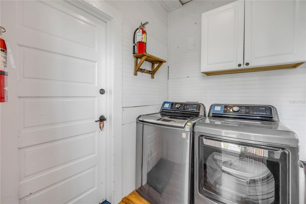 Image 22 of property listing at 200 LIVE OAK STREET, New Smyrna Beach, FL 32168
